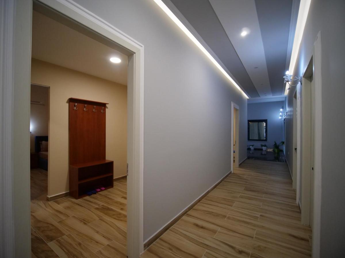 Hanna & Solei Hotel Berat Bagian luar foto