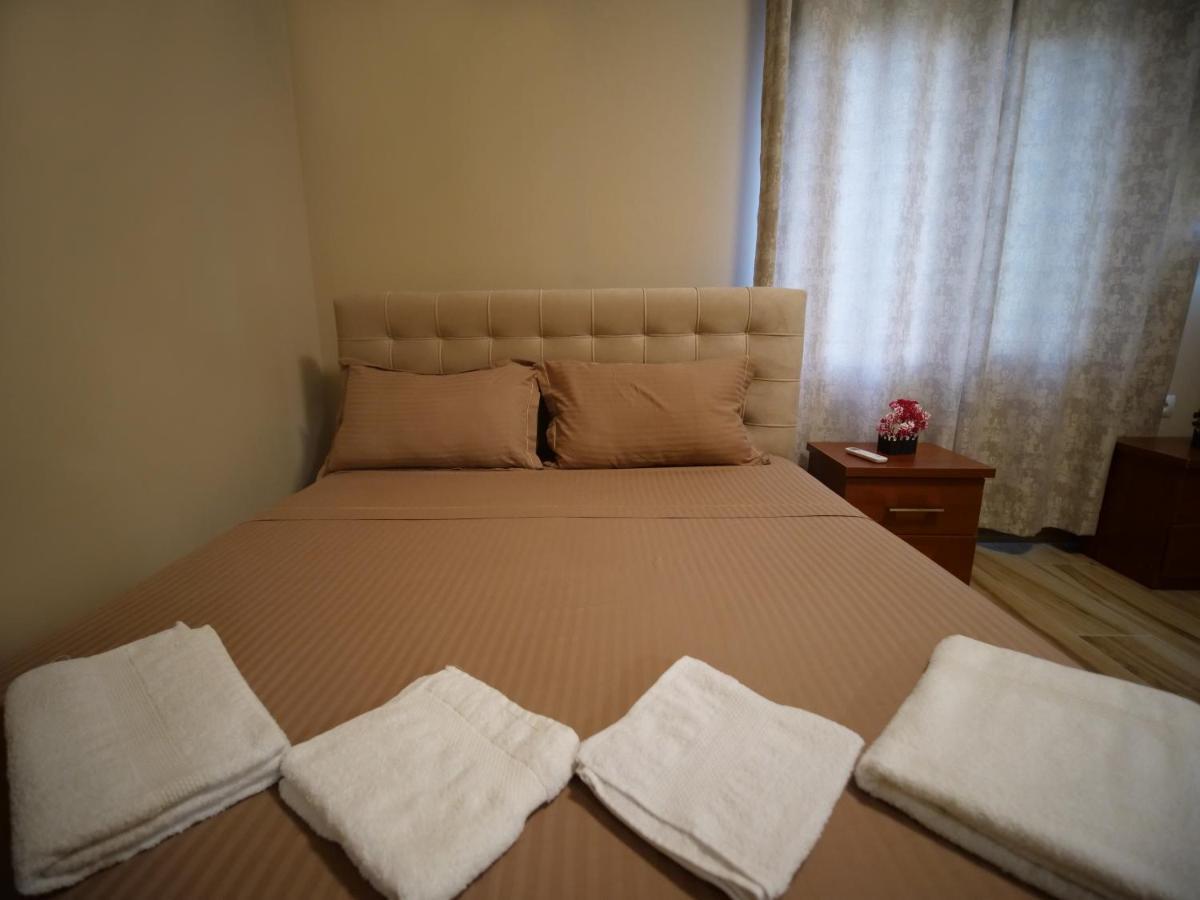 Hanna & Solei Hotel Berat Bagian luar foto