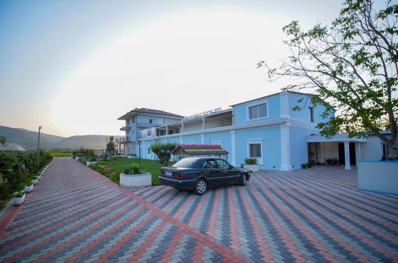Hanna & Solei Hotel Berat Bagian luar foto