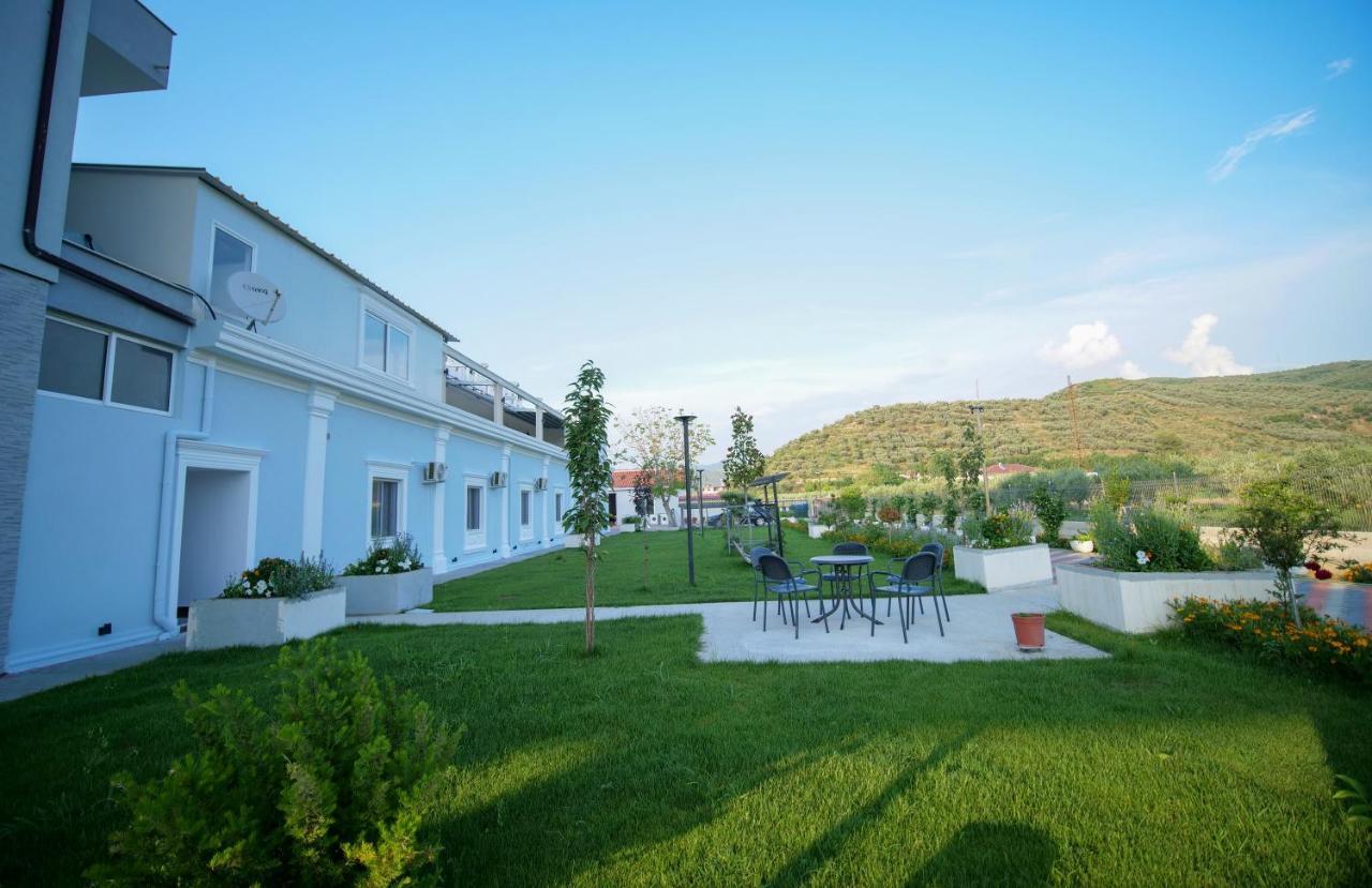 Hanna & Solei Hotel Berat Bagian luar foto
